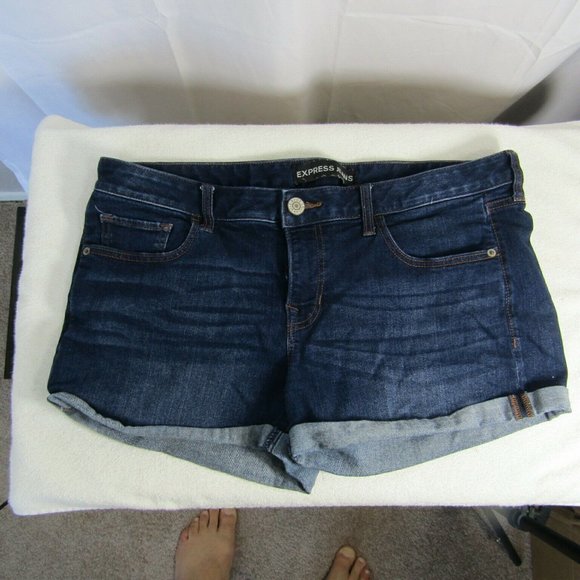 womens denim shorts size 12